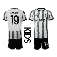 Juventus Leonardo Bonucci #19 Fotballklær Hjemmedraktsett Barn 2022-23 Kortermet (+ korte bukser)